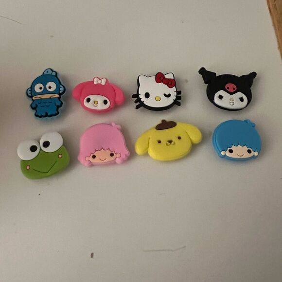 Hello Kitty & Friends Shoe Charms “faces” 8 Pack - Picture 1 of 9